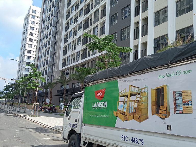 Dịch vụ sửa chữa bàn ghế văn phòng tại TPHCM