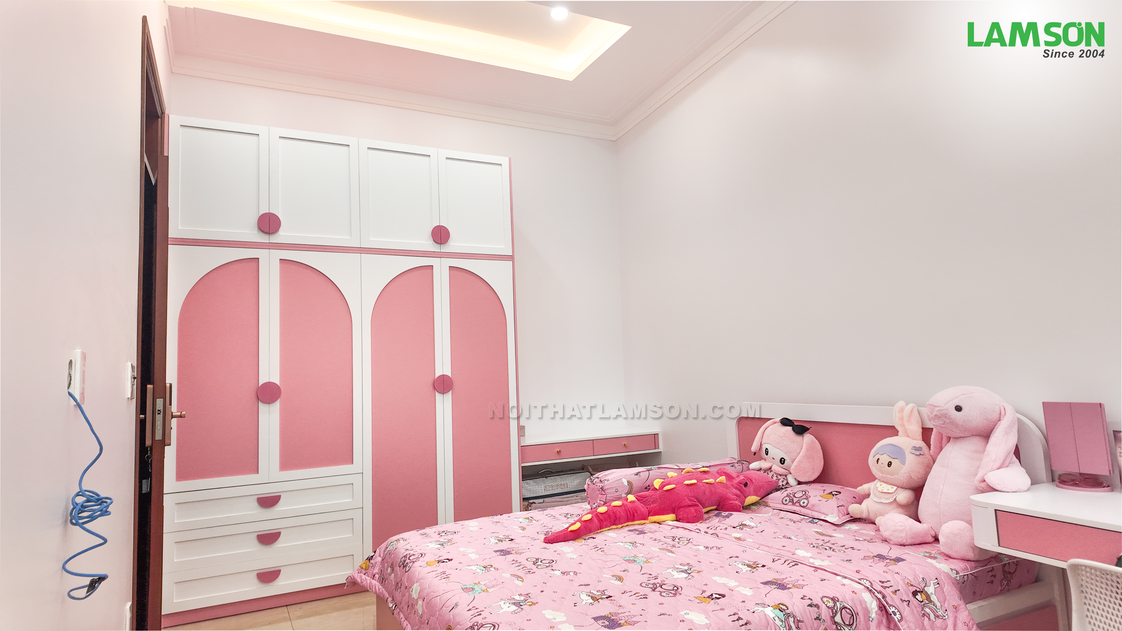 Phòng ngủ dễ thương cho bé gái