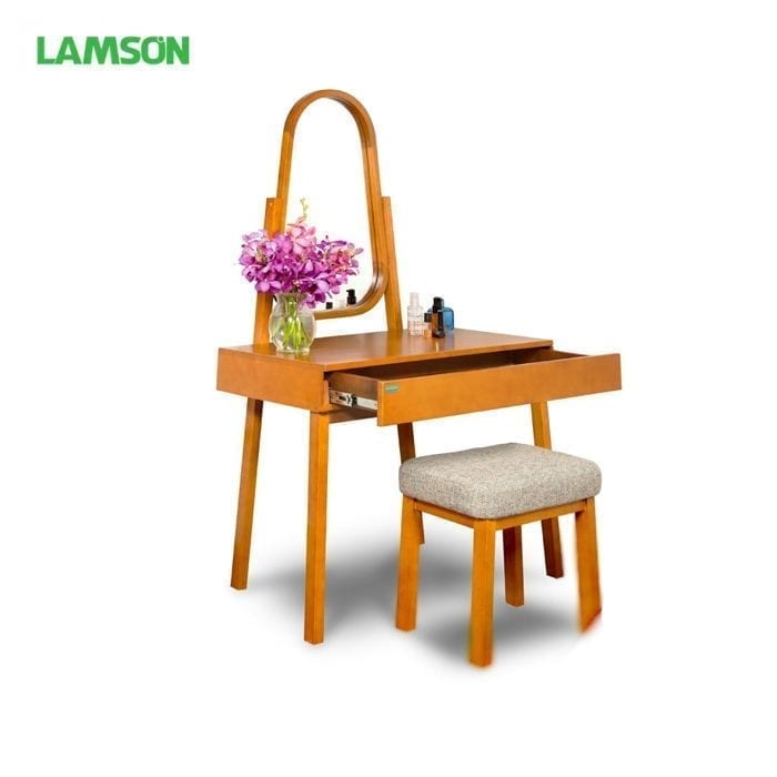 Bàn trang điểm tân cổ điển nhỏ gọn là giải pháp hoàn hảo cho không gian hạn chế