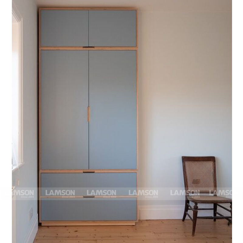 Tủ quần áo kịch trần thiết kế tinh gọn