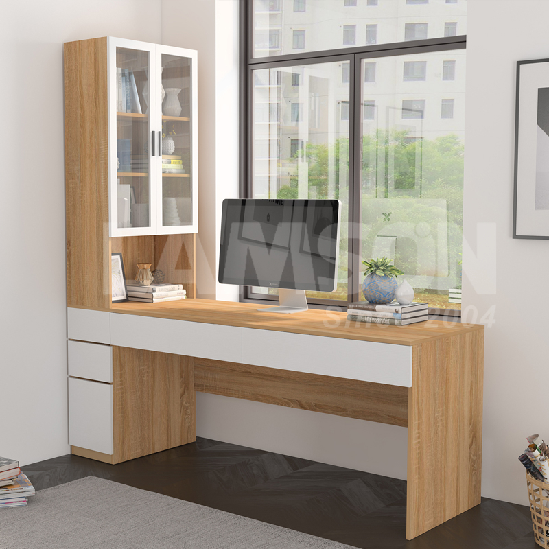 Không gian làm việc gần cửa sổ giúp tận dụng ánh sáng tự nhiên